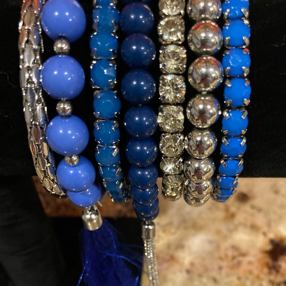 NWOT Bundle of Blue & Silver Stack Stretchy Bracelets - Picture 2 of 5